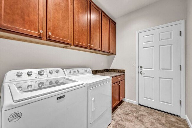 Foto del edificio - Beautiful 4-Bedroom Home in Damonte Ranch