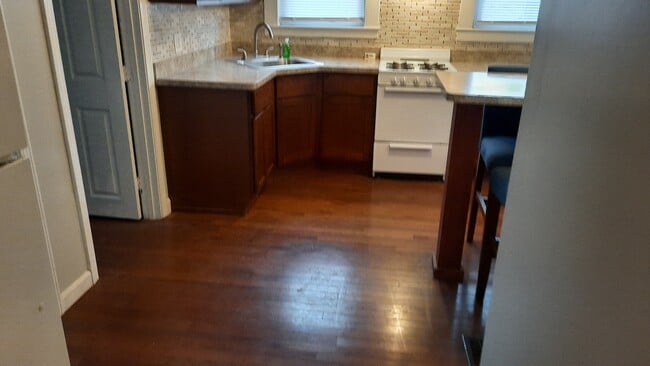 Kitchen - 577 Main St