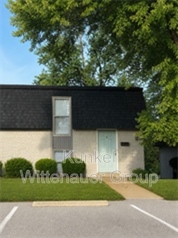 Building Photo - 711 White Oak Dr