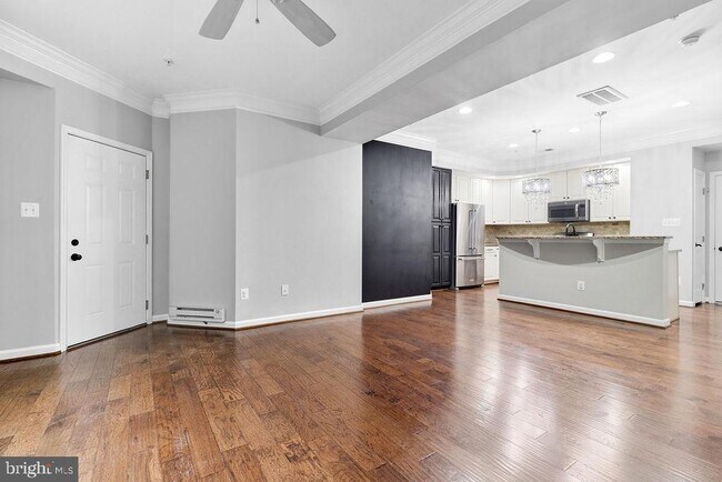 Foto del edificio - 7420 Brunson Cir