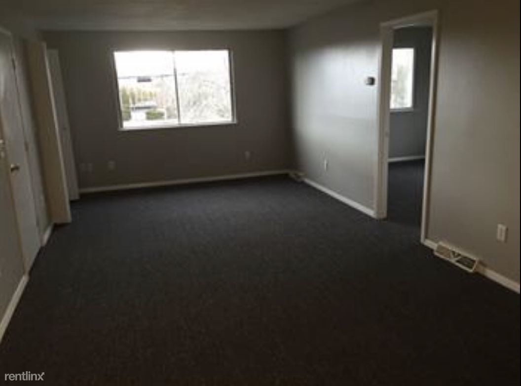Primary Photo - 106 Perkins St