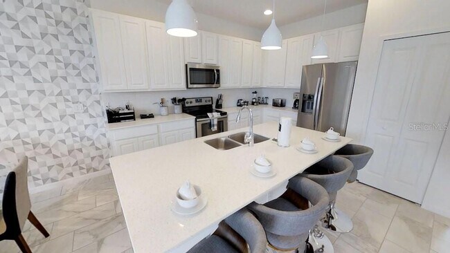 Foto del edificio - 3810 Oakville Ave