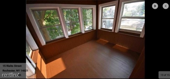 Building Photo - 3 br, 1 bath House - 15 Rialto St