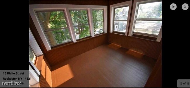 Foto del edificio - 3 br, 1 bath House - 15 Rialto St