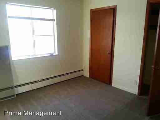 Building Photo - 1356 Ohmer Ave