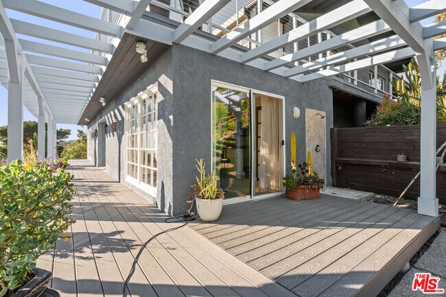 Foto del edificio - 9402 Houston Rd