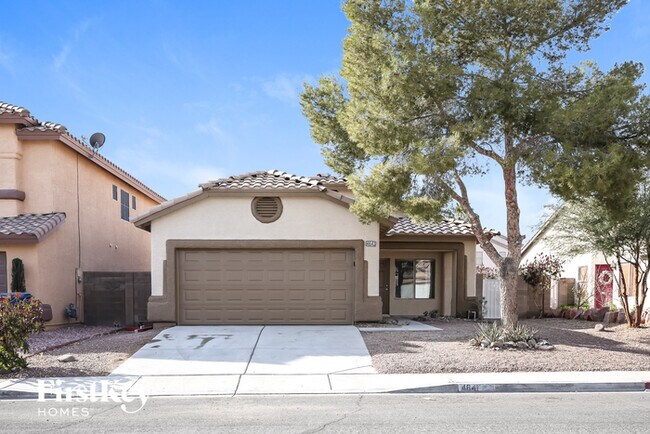 Foto del edificio - 4641 Possum Berry Ln