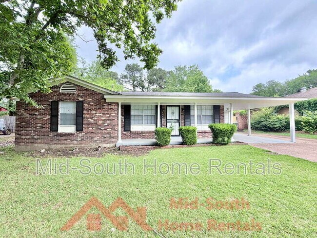 Photo - 1388 Eason Ave House