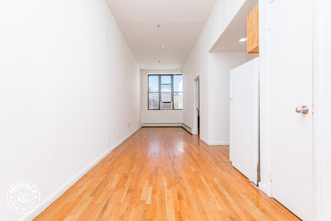 15 Lawton St Unit 18, Brooklyn, NY 11221 - Room for Rent in Brooklyn ...