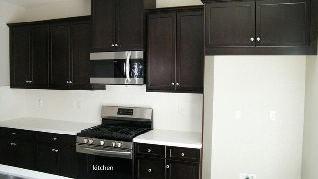 Building Photo - 4844 Holden Dr