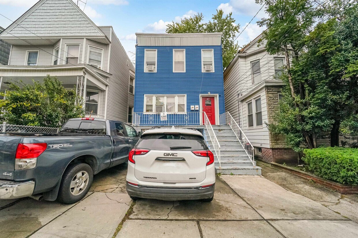 87 Lexington Ave Unit 1, Jersey City, NJ 07304 Apartment for Rent in