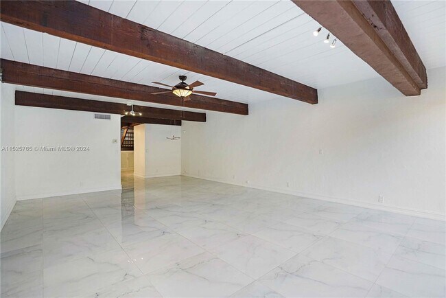 Foto del edificio - 701 E Coco Plum Cir