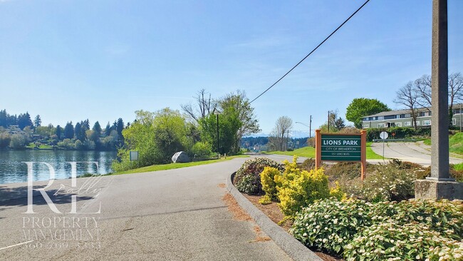 Building Photo - 3-Bedroom Near Lions Field with Fenced Yard & Covered Patio