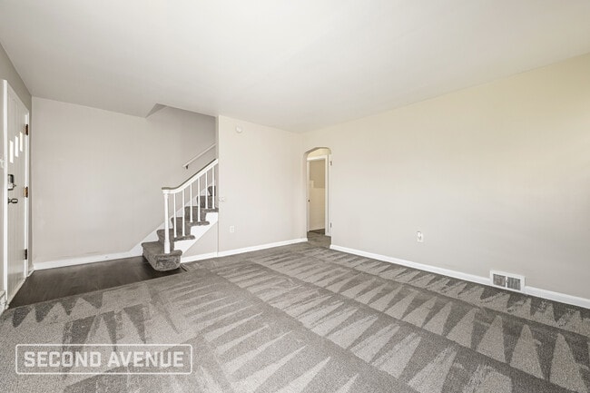 Building Photo - 1721 VanBuren St