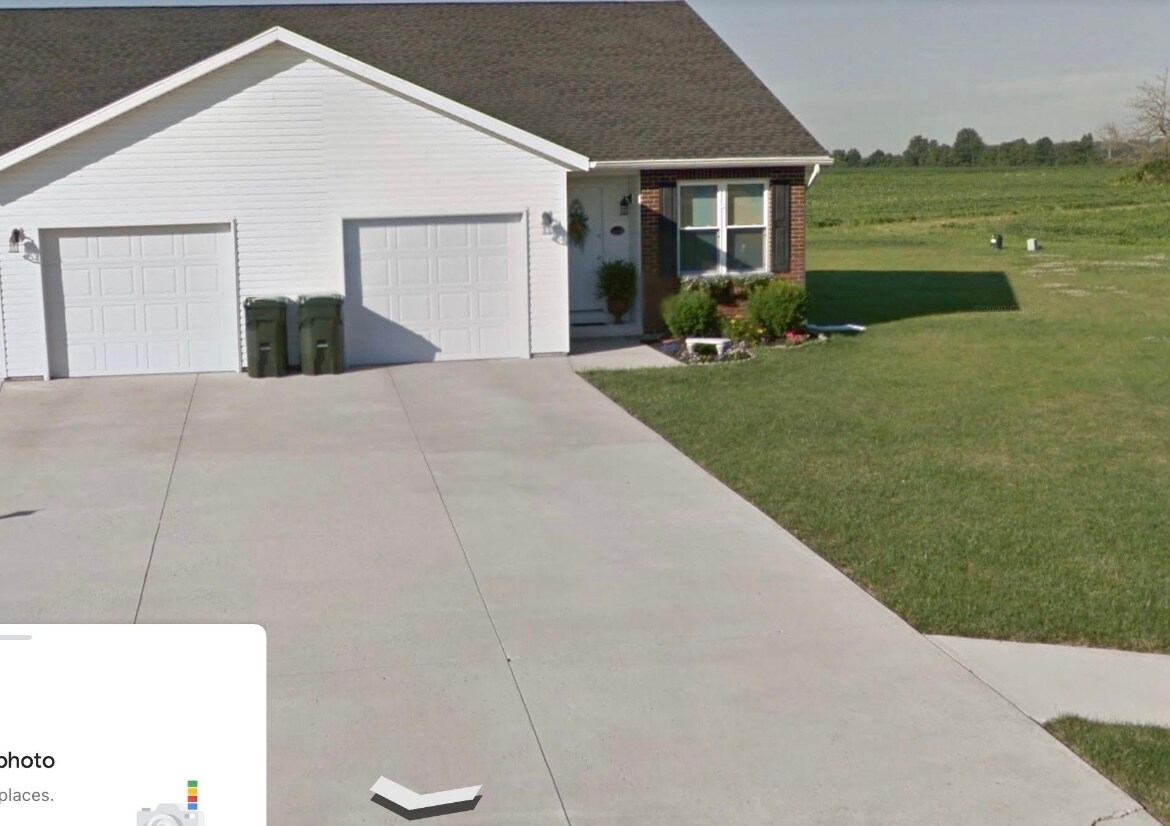 13 Amy Ave, OH 45895 Townhome Rentals in OH