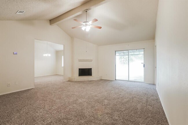 Building Photo - 2314 Peaceful Valley Dr