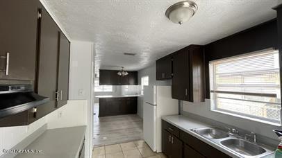 Building Photo - 5639 Akra Ave