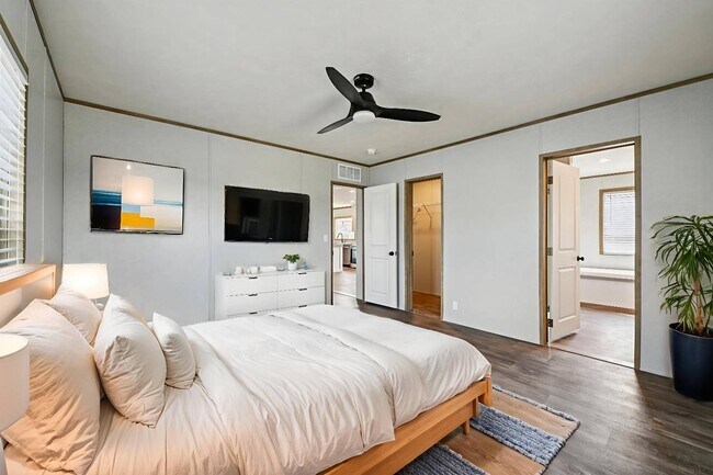 Foto del edificio - 1029 Spring Azure Dr