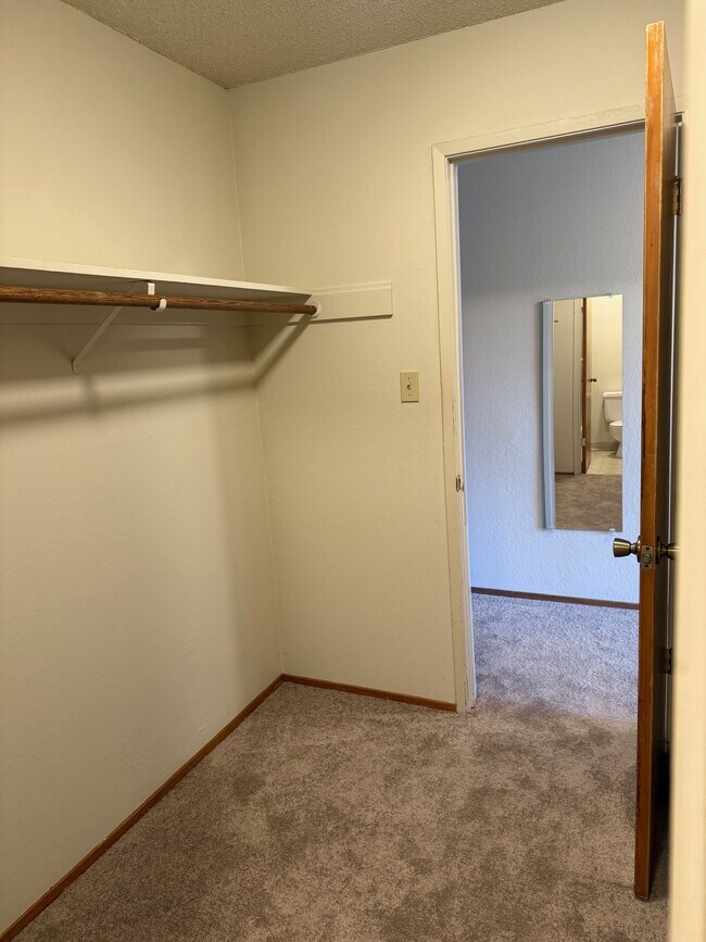 Foto del edificio - 2000 Durant Ave