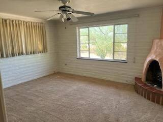 Building Photo - 325 N Country Club Dr