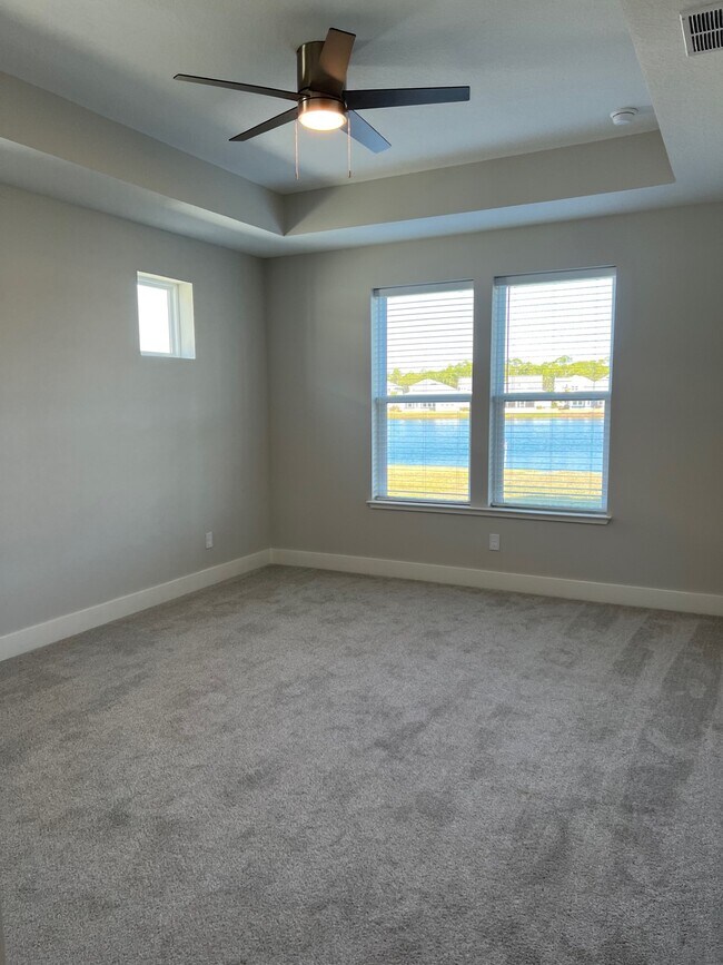 Foto del edificio - 1096 Harrison Bayou Dr