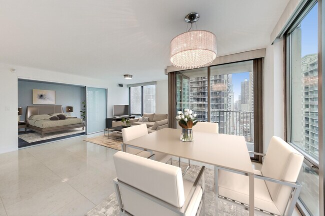 Foto del edificio - 2 E Erie St