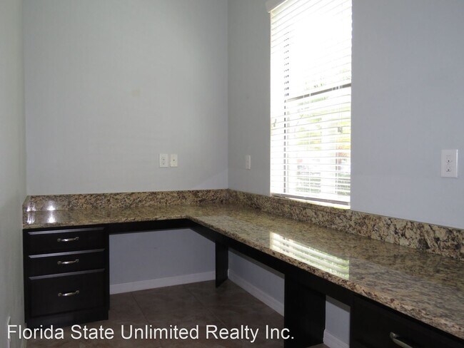 Building Photo - 11032 Little Blue Heron Dr
