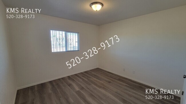 Foto del edificio - 2 Bed / 1 Bath - OWNER/AGENT