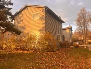 Building Photo - 7340 Bearfoot Cir