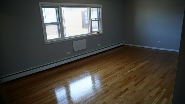 Building Photo - 8700 S Paxton Ave