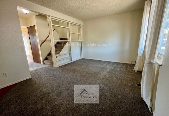 Building Photo - 3804 Oro Blanco Dr