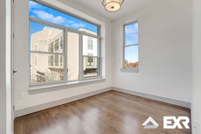 Foto del edificio - 1520 Prospect Pl