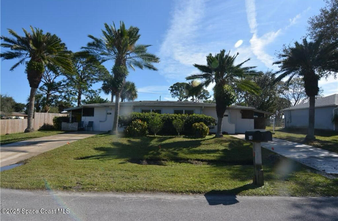 Foto principal - 413 Del Monte Rd