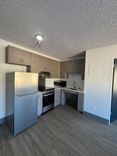Building Photo - 151 N Williams Ave