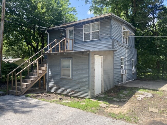 Photo - 474 Elm Ave House