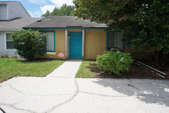 Building Photo - 3 bedroom / 2 bathroom home in Atlantic Beach
