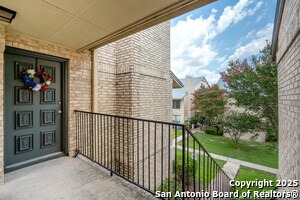 Building Photo - 11843 Braesview