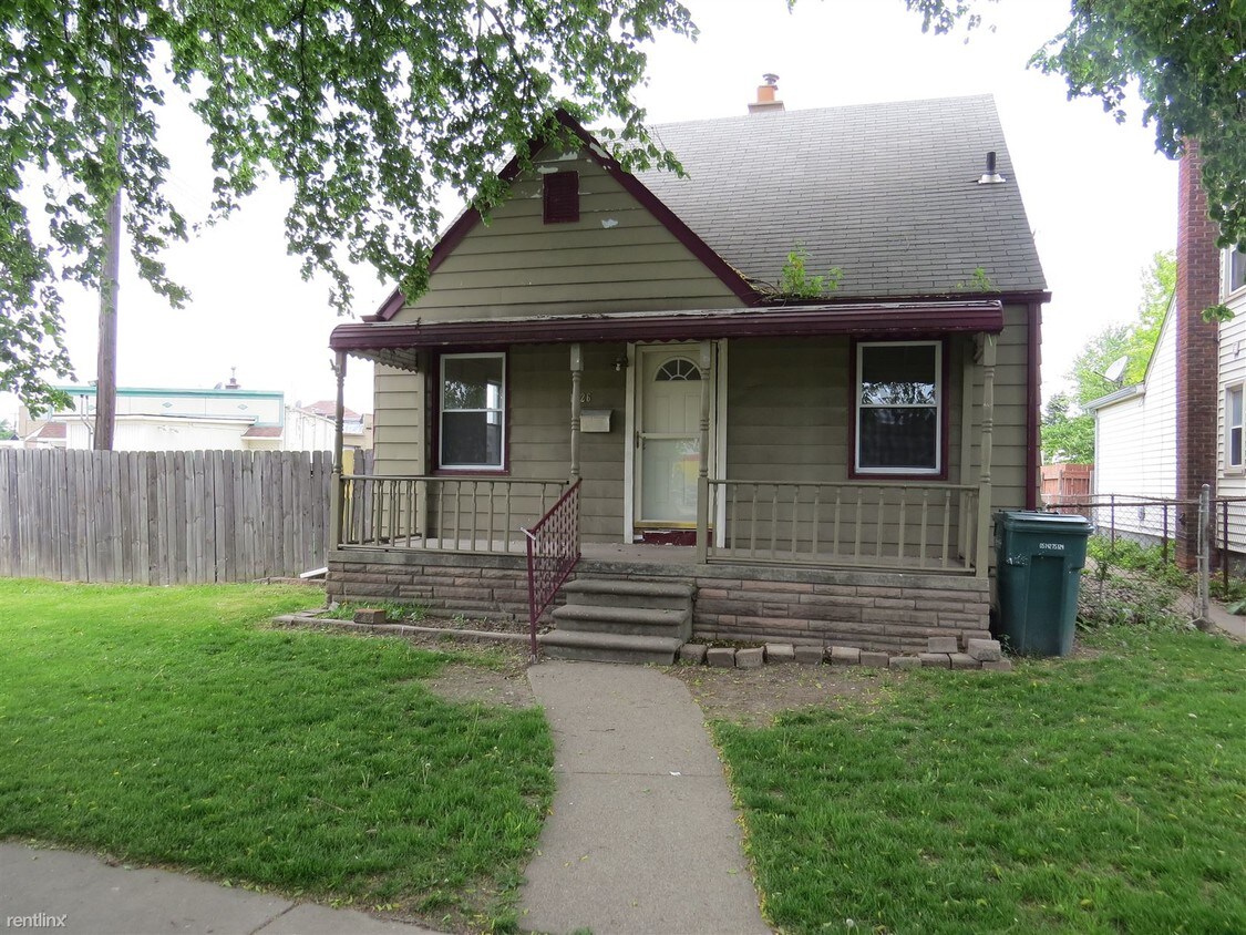 Primary Photo - 1626 Pingree Ave
