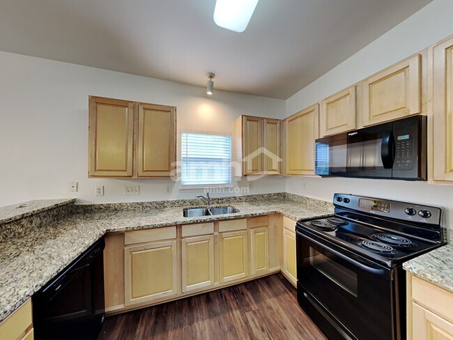 Foto del edificio - 14617 Karen Graham Ct