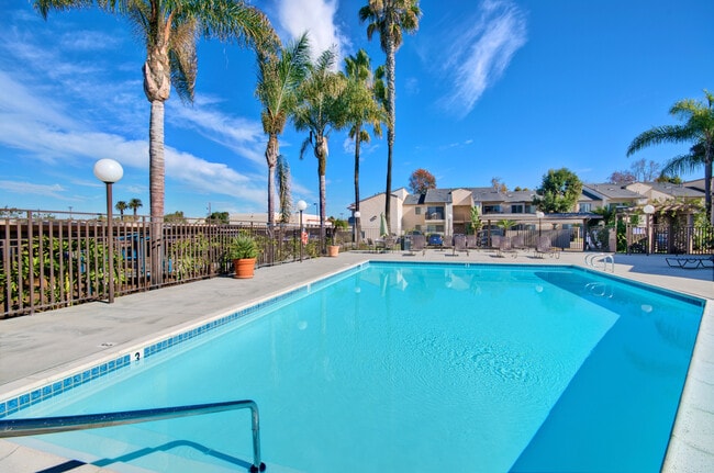 Building Photo - Villa Marina