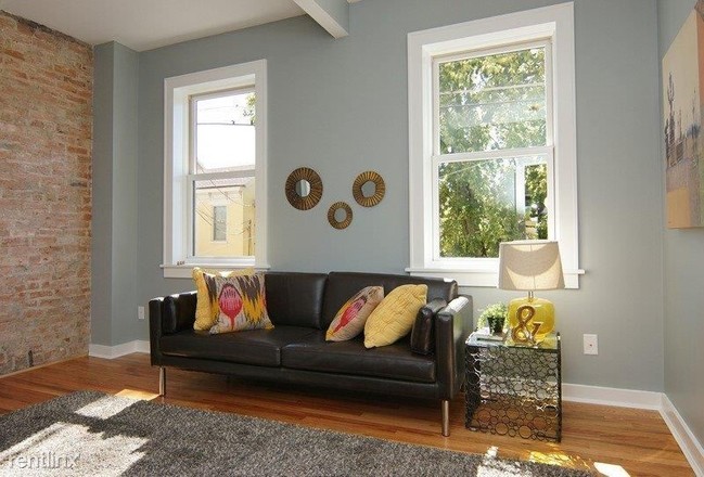 Building Photo - 3 br, 2.5 bath Townhome - 1608 Cooper
