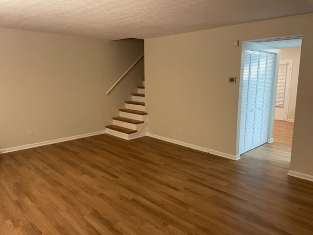 Foto del edificio - 2701 Audley Dr