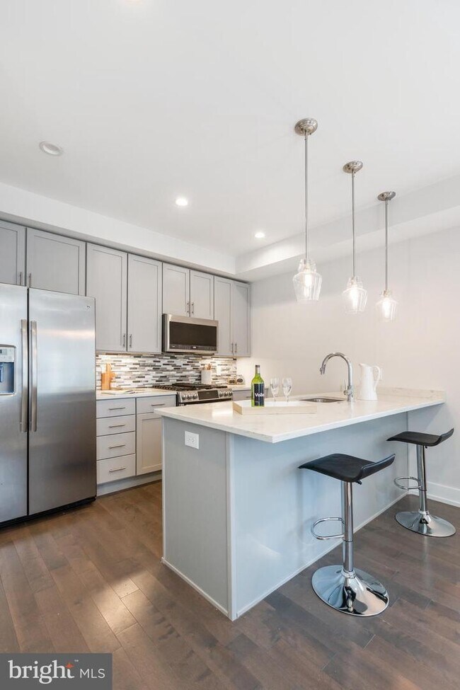 Foto del edificio - 2563 Grays Ferry Ave