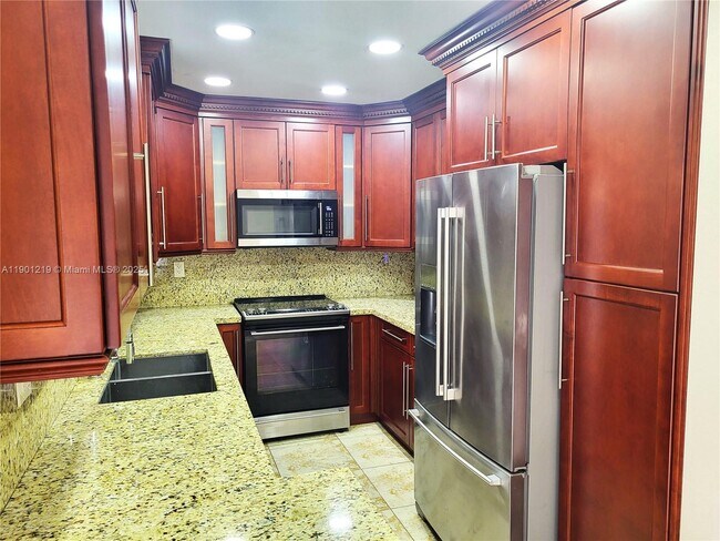 Foto del edificio - 13520 SW 64th Ln