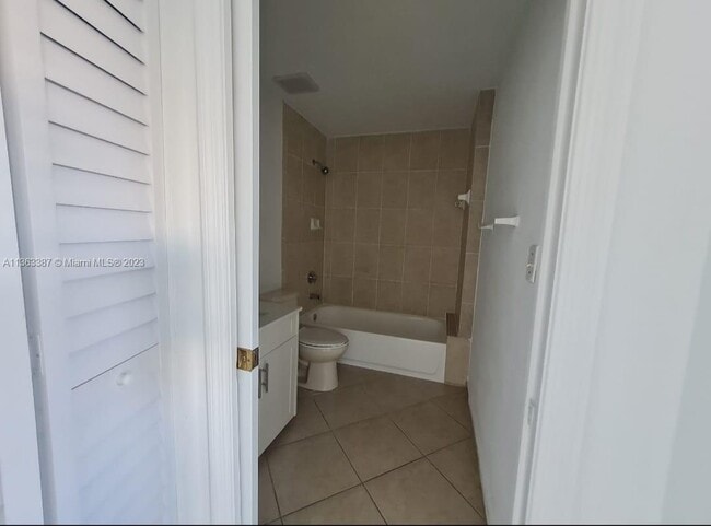 Building Photo - 1349 SW 3rd St