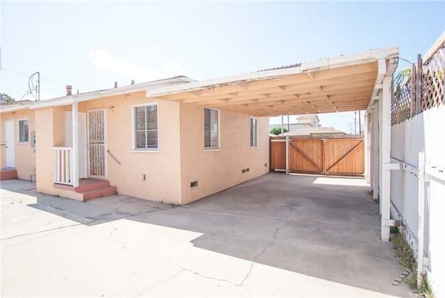 Building Photo - 24012 Marbella Ave