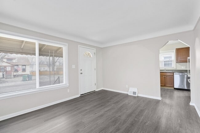 Foto del edificio - 1829 Anne Ave