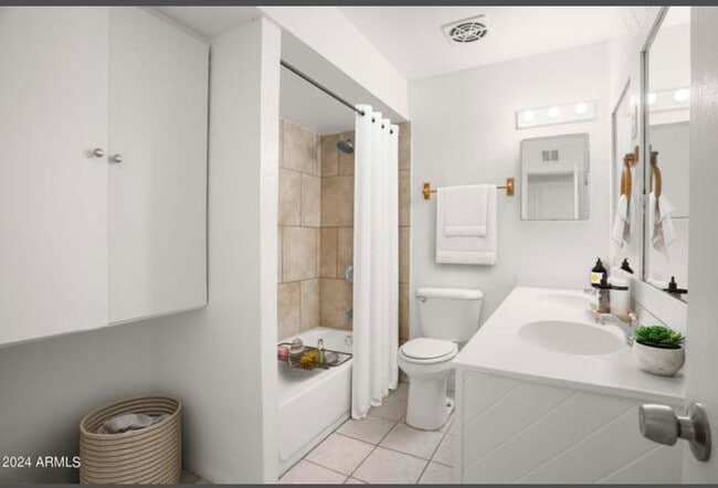 Bathroom - 6228 W Cheery Lynn Rd