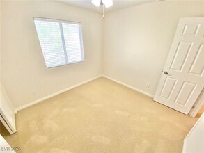 Building Photo - 2279 Koho Dr