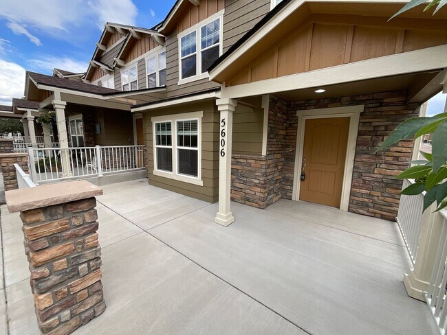 Foto del edificio - 3 Bedroom Townhome Available Near Dublin B...